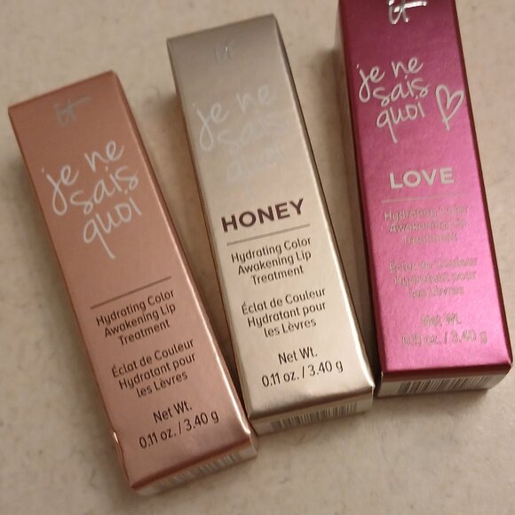 IT Cosmetics Je Ne Sais Quoi Anti-Aging Hydrating Lip Trio - Picture 1 of 7